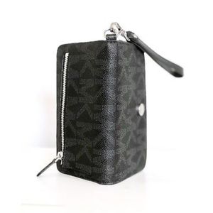 Michael Kors Jet Set Slim Tech Phone Wristlet